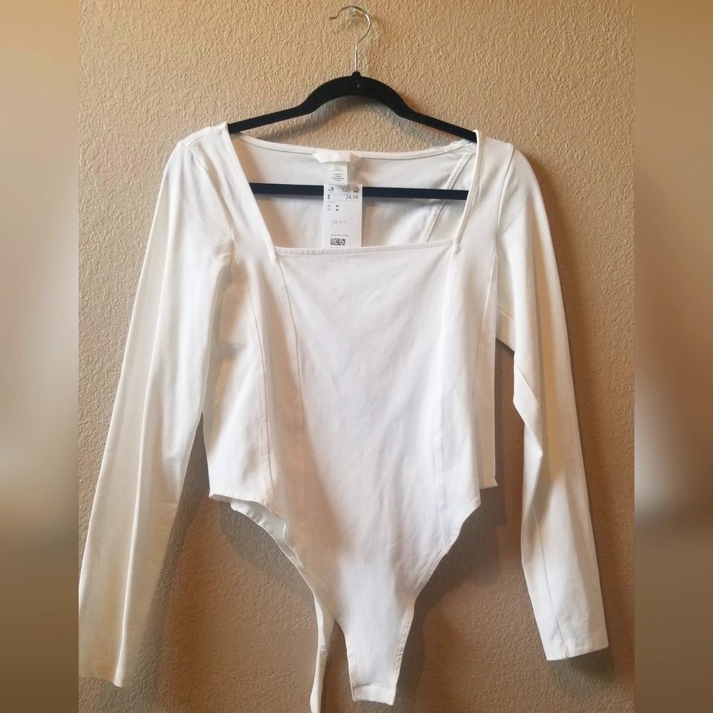 H&M cream/white long sleeve body suite